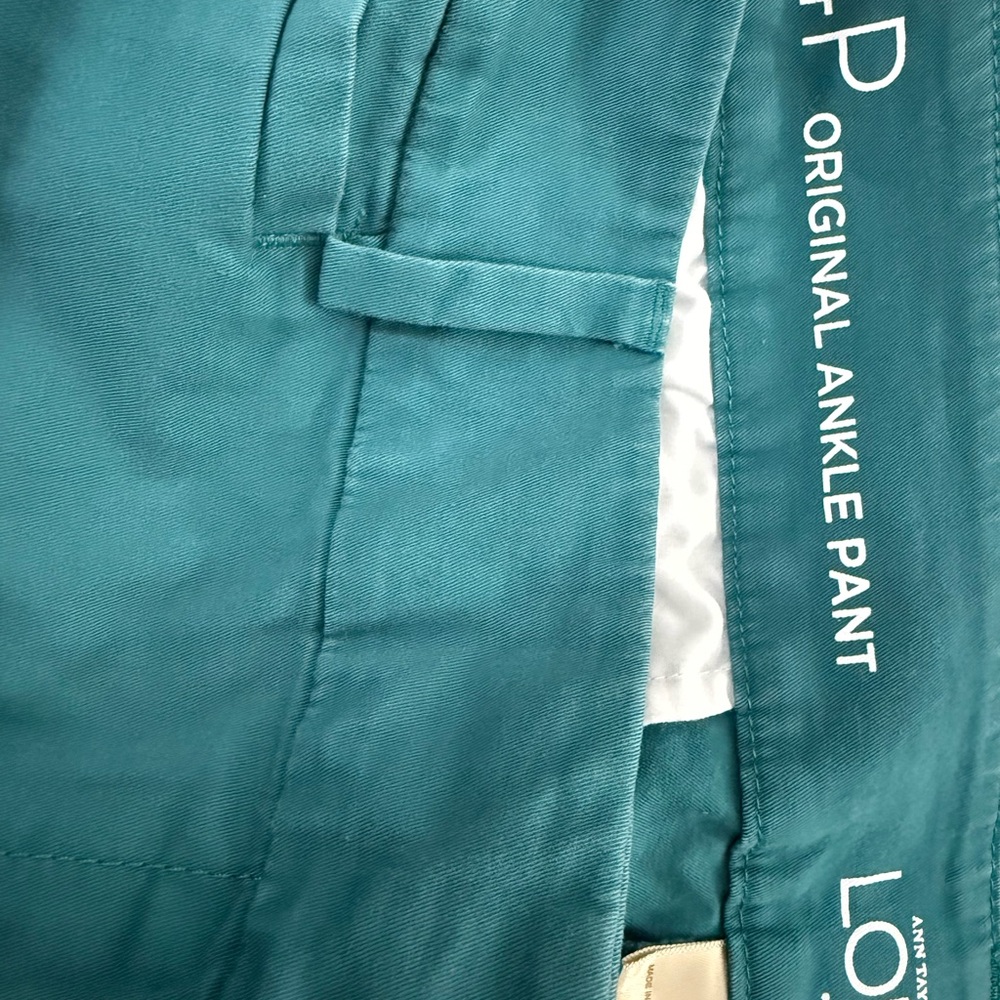 LOFT Teal Capris - Picture 4 of 4